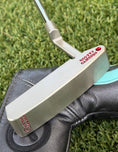 Load image into Gallery viewer, 🍂Scotty Cameron Old School Cherry Bomb Timeless GSS with Vault Gallery Tiffany Headcover🍂
