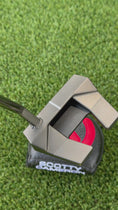Load and play video in Gallery viewer, ✨Tour Black Welded Flo Jet Phantom T5.5 Circle T✨
