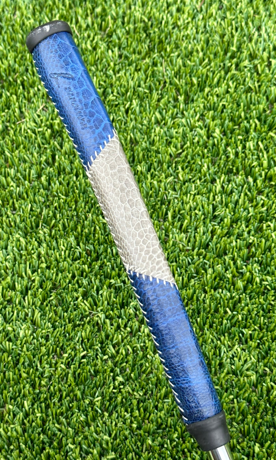 Scotty Cameron 34'' Plumbers Neck Circle T shaft with SS Band and Leather Grip