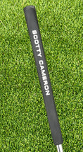 Load image into Gallery viewer, Scotty Cameron 34'' Circle T Pistolini Plus grip and Shaft plumbers neck
