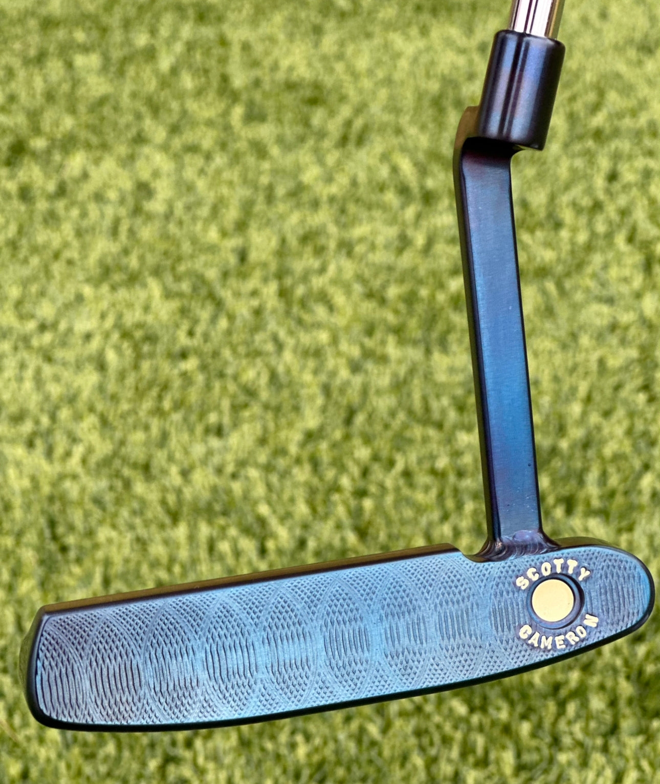 Scotty Cameron Tour 009M Welded Long Neck Chromatic Blue 350G