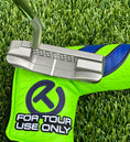 Load image into Gallery viewer, Scotty Cameron 1/1 Welded Swan Neck T22 Newport 360G Circle T
