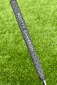 Load image into Gallery viewer, Scotty Cameron Limited Release Jet Set Newport SSS Blade
