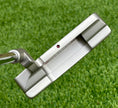 Load image into Gallery viewer, Scotty Cameron Tri Sole Newport 2 SSS 350G Circle T
