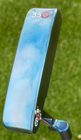 Load image into Gallery viewer, Scotty Cameron Tour Welded Neck 009M Chromatic Blue 350G Circle T
