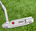 Load image into Gallery viewer, Scotty Cameron 009 Masterful GSS Cherry Bomb 350G Circle T putter
