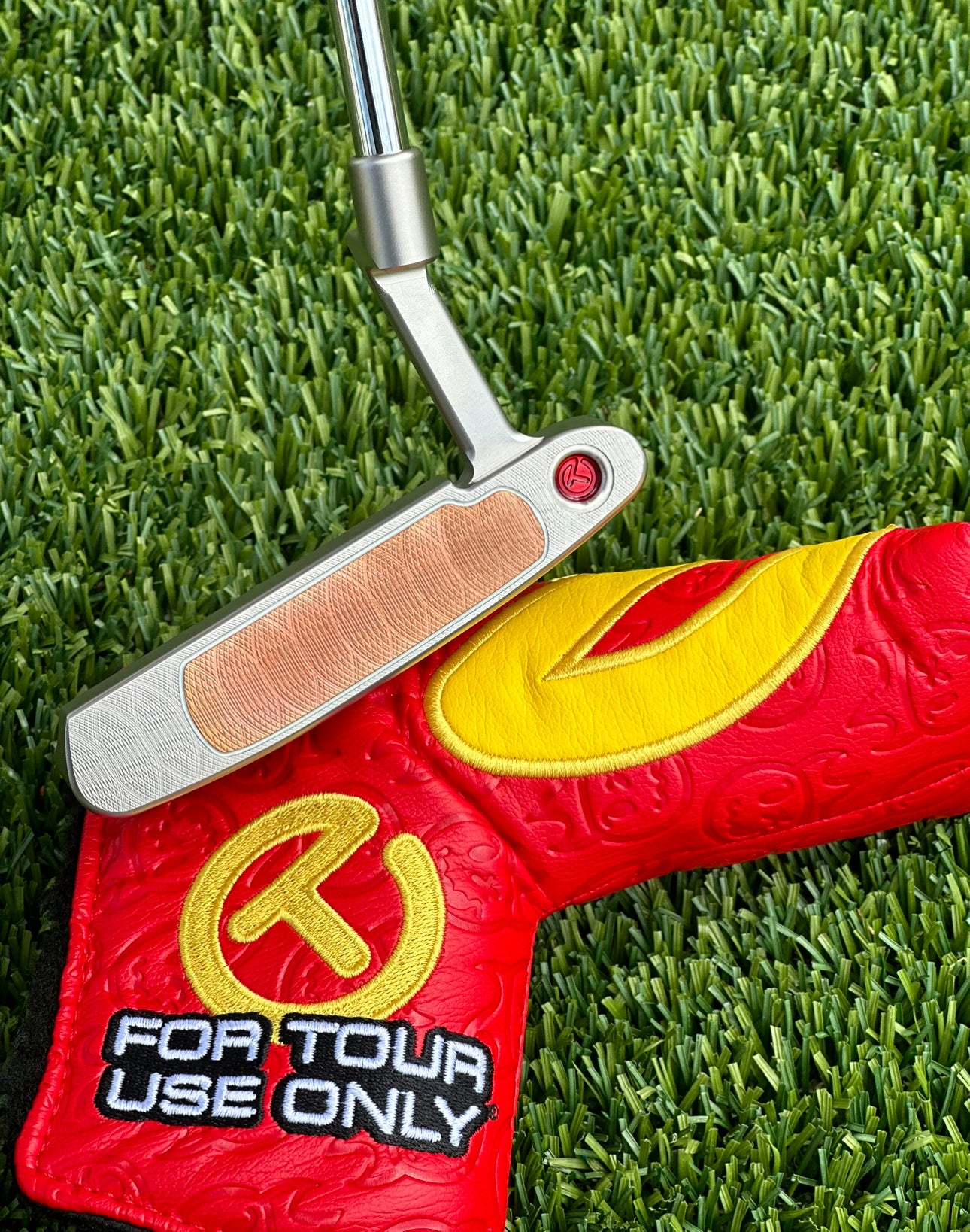 Tour Butto Scotty Cameron Tour Masterful Button Back 360G SSS Circle T Putter ...