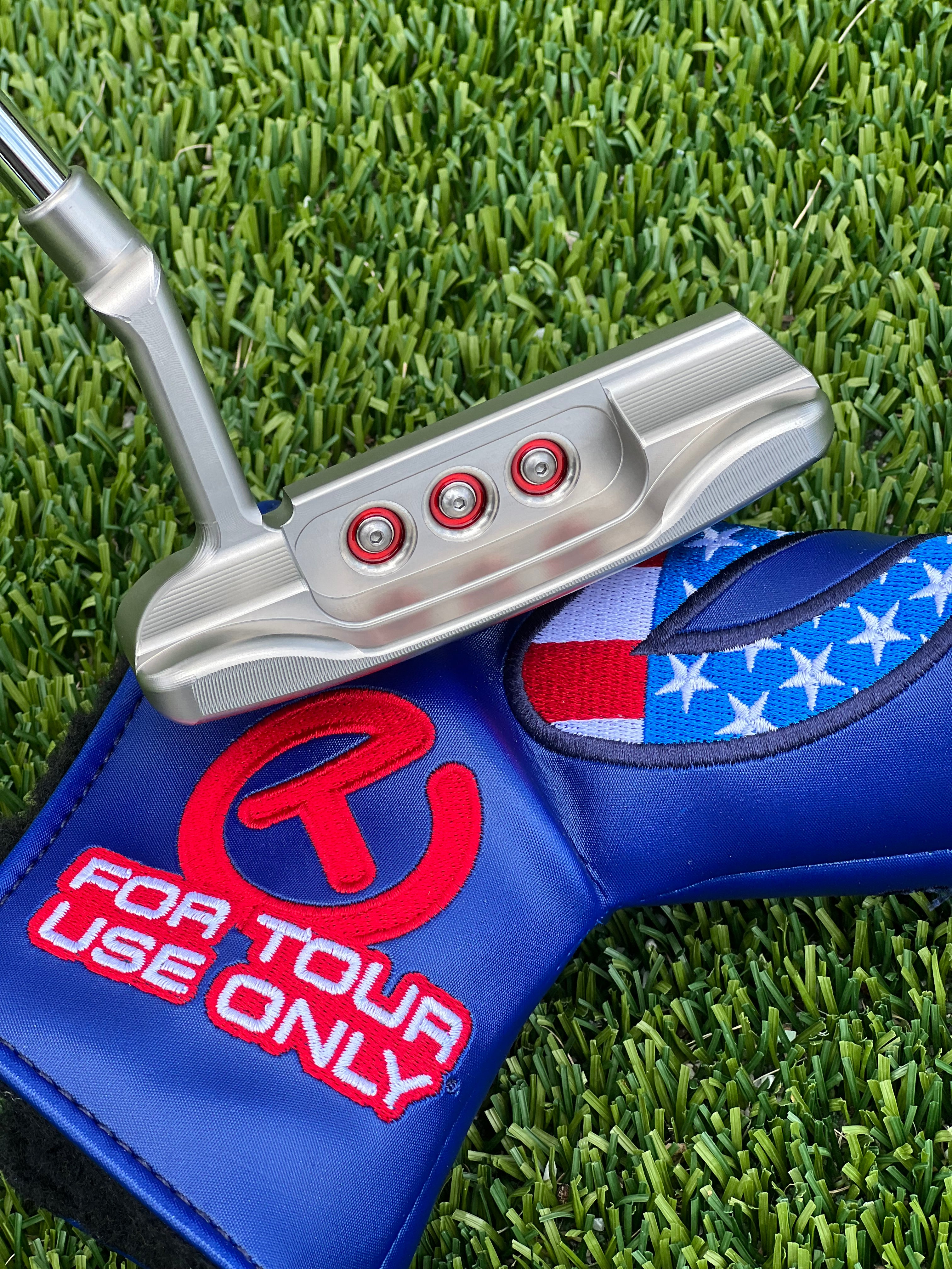 Scotty Cameron Tour Buttonback Masterful Tourtype サークルT