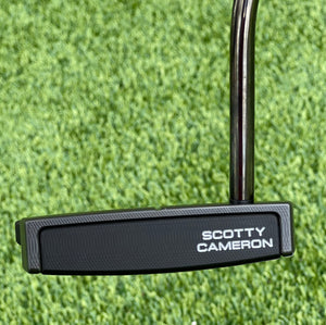 Scotty Cameron Tour Black Futura T6M Circle T