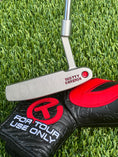 Load image into Gallery viewer, Scotty Cameron Circle T 009 Masterful SSS 350G

