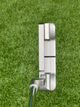 Load image into Gallery viewer, Scotty Cameron Circle T 009 Masterful SSS 350G
