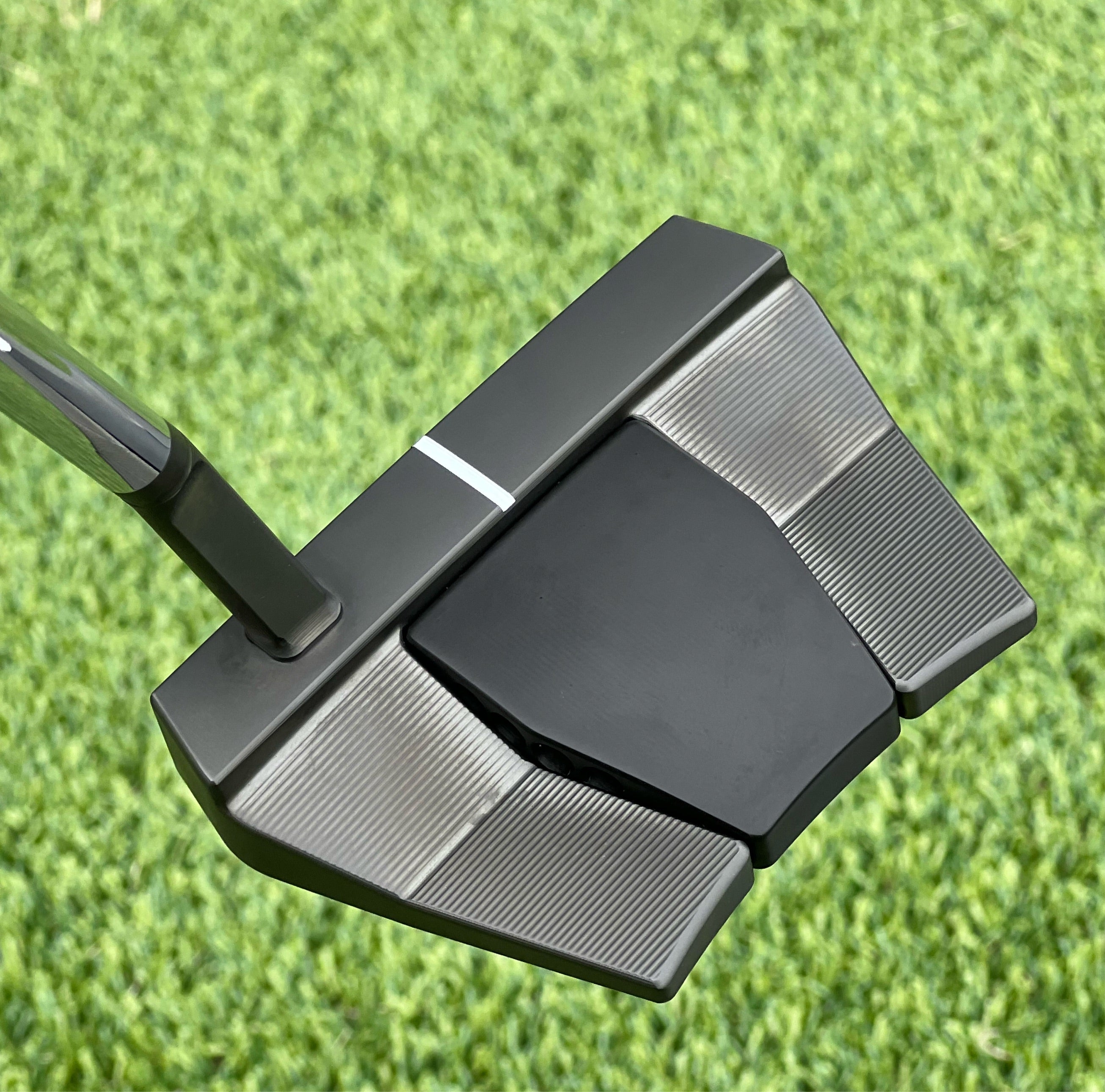 Scotty Cameron Circle T Tour Black Phantom T 9.5 - TourScottys.com